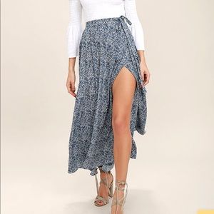 Lulu’s Navy Maxi Skirt